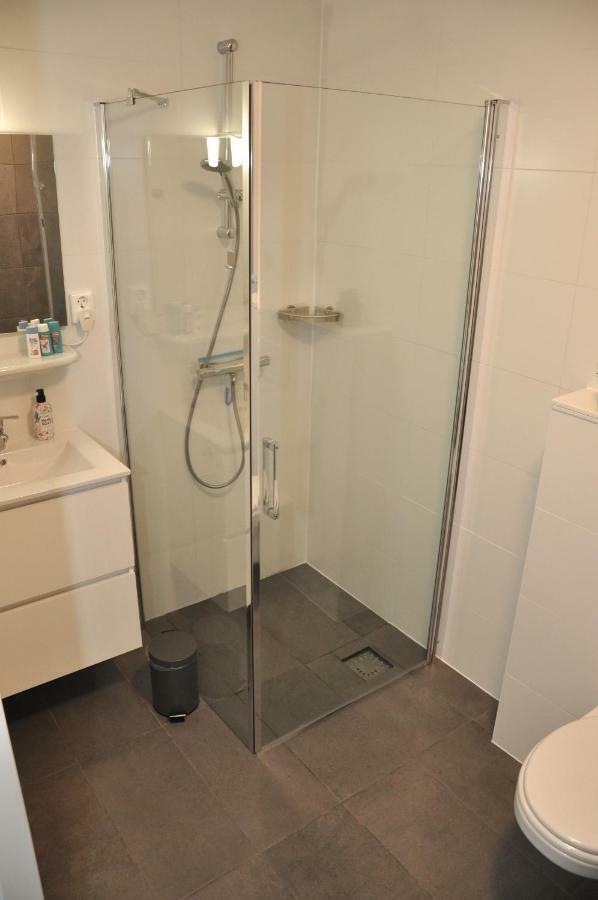 Elvis Presley Private Studio With Kitchen And Airconditioning 고스 외부 사진